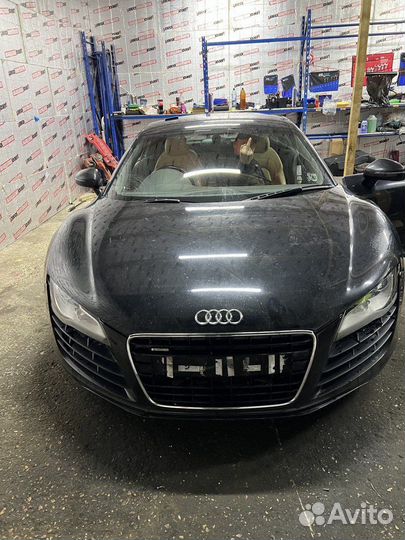 Разбор на запчасти Audi R8 V8 4.2FSI (2007-2012)