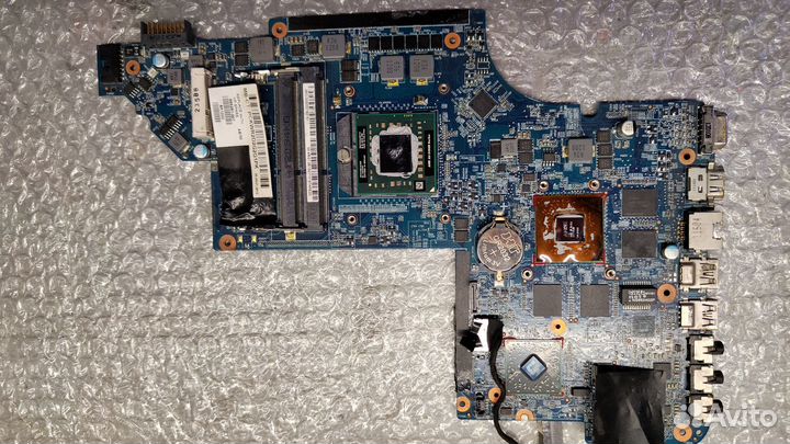 Материнские платы ноутбуков на запчасти