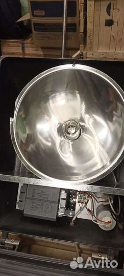 Прожектор днат