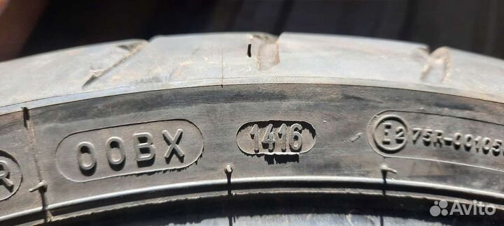 R19 120 70 Michelin Anakee III