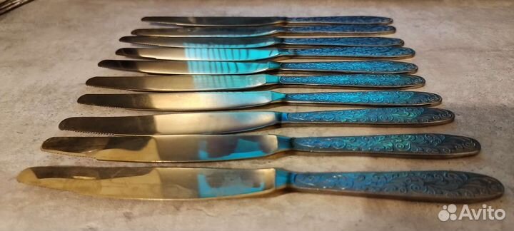 Столовый нож с позолотой