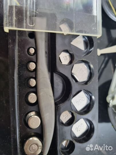 Ювелирные весы с гирьками