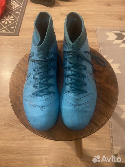 Футбольные бутсы