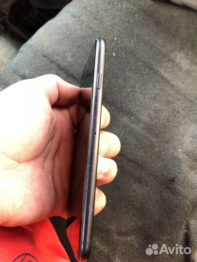 Телефон iPhone 7 128gb