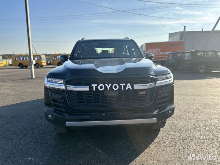Toyota Land Cruiser 3.3 AT, 2022, 4 км