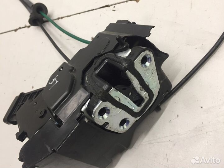 Замок двери задний правый (Kia Mohave)