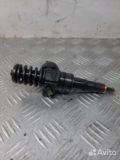 Форсунка Volkswagen Golf хэтчбек 1.9 BKC 2005