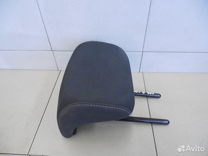 Подголовник Fluence 2010