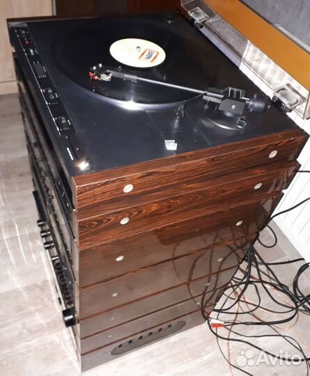 Музыкальный центр lenco