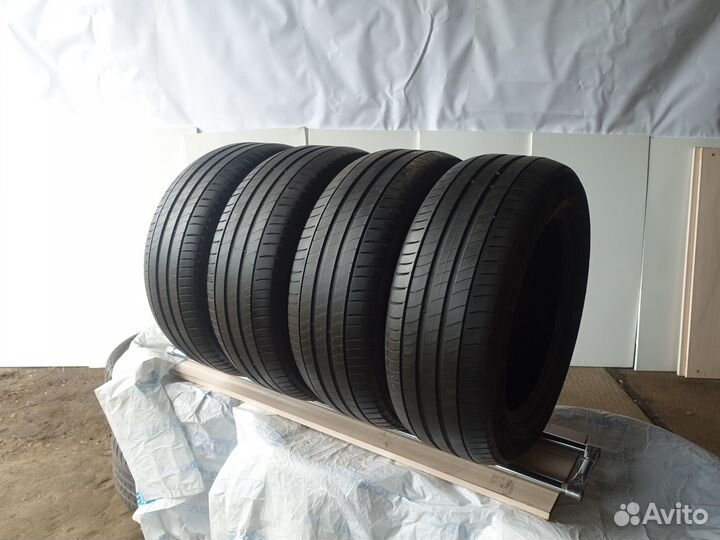 Michelin Primacy 3 215/50 R18