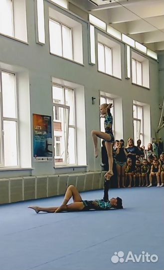 Акробатика, гимнастика, растяжка, прыжки на батуте