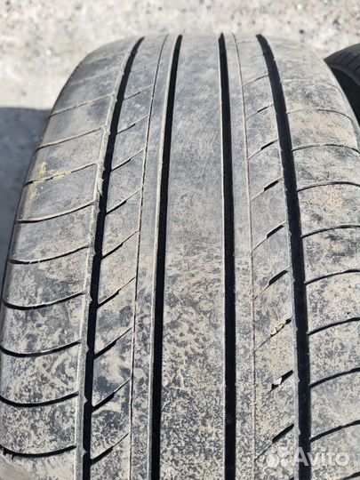 Yokohama dB Decibel E70 215/55 R17