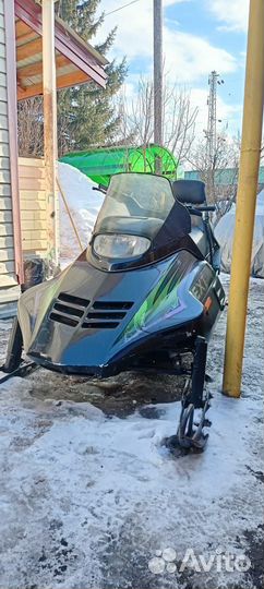 Снегоход Arctic cat