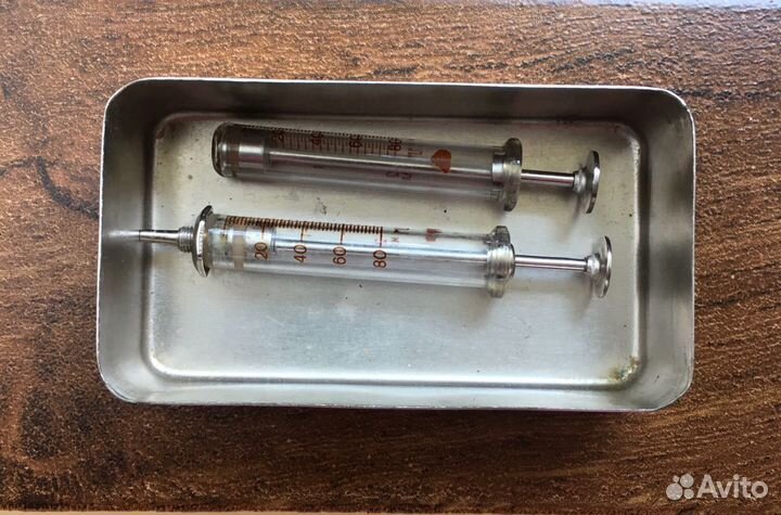 Медицинские металлические контейнеры СССР