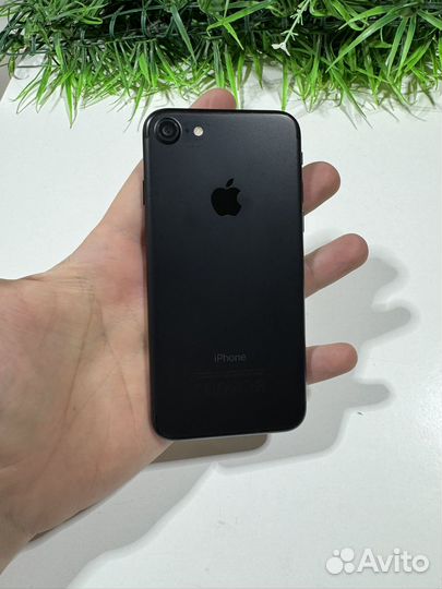 iPhone 7, 128 ГБ