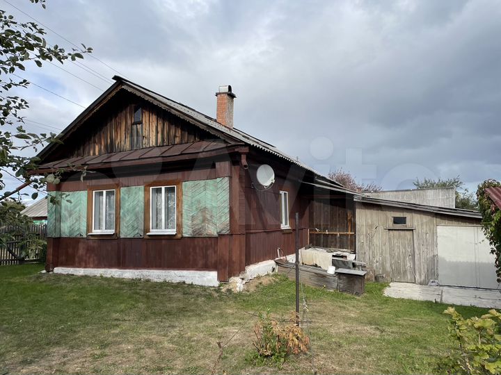 Дом 28,7 м² на участке 10 сот.