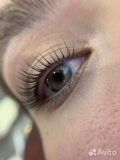 Ламинирование ресниц, брови