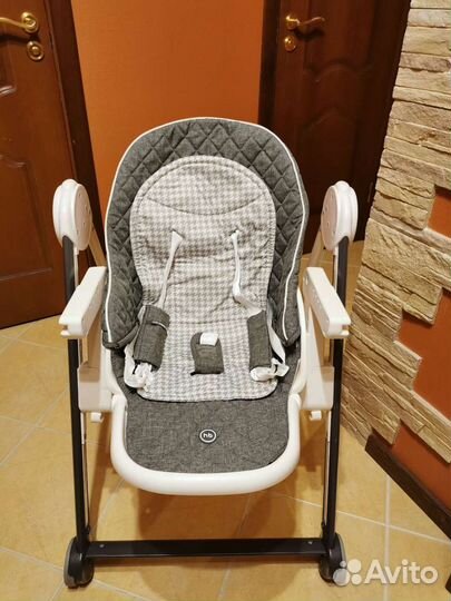 Детский стульчик для кормления Happy Baby