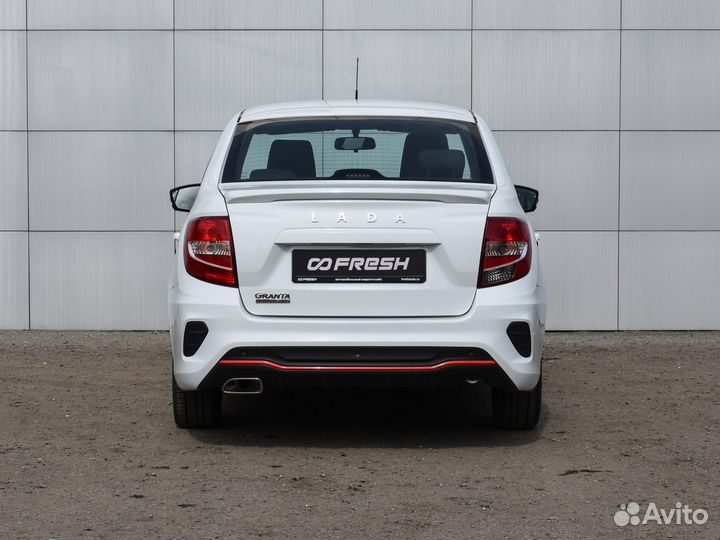 LADA Granta 1.6 МТ, 2023, 389 км