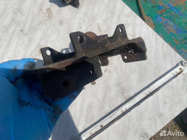 Кронштейн компрессора рефрижератора на д245