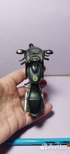 Модель мотоцикл Burago Ducati ST4s