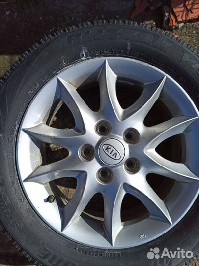 Колеса в сборе r16 зимние на Киа сид