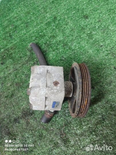 Насос гидроусилителя руля Nissan Almera N16 QJ15DE