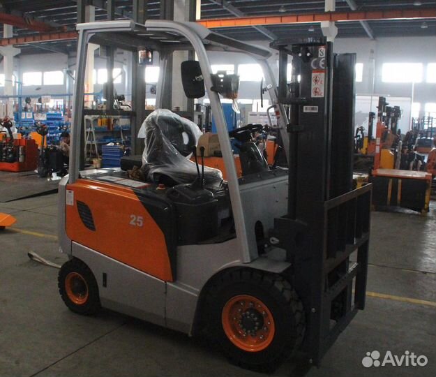 Вилочный погрузчик Zowell FE