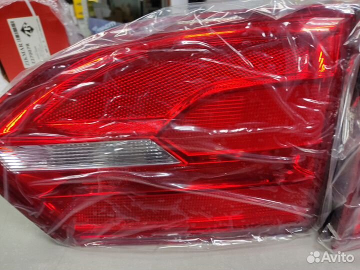 Фонарь задний правый внутренний volkswagen jetta 2