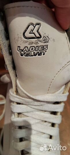 Коньки фигурные 37