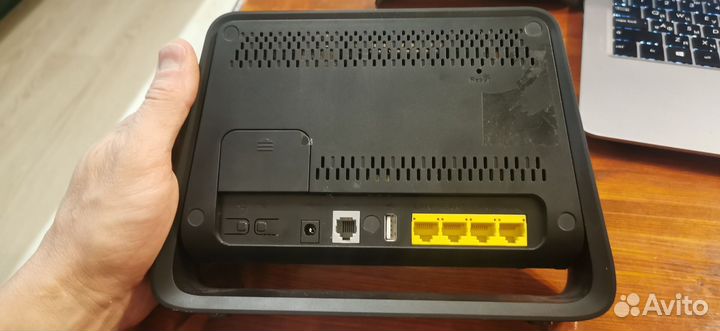 Роутер Huawei B890-75