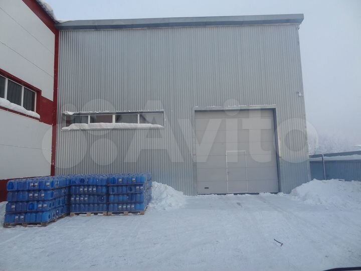 Склад, 1050 м²