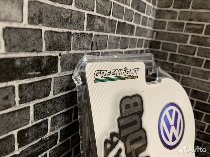 Greenlight 1/64 Volkswagen Bus gulf