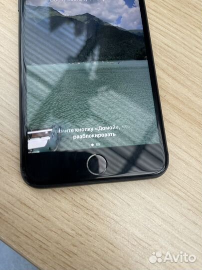 iPhone 8 Plus, 64 ГБ