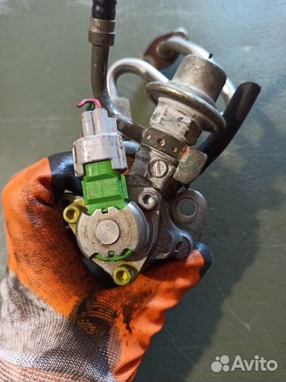 Топливный насос Toyota Avensis 1azfse