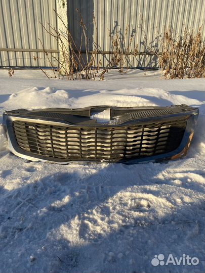 Решетка радиатора Kia Rio 3 2012