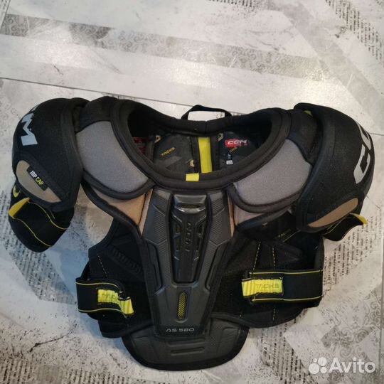 Нагрудник хоккейный ccm AS 580