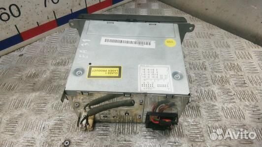 Магнитола volkswagen passat B6 (XEA31I401)