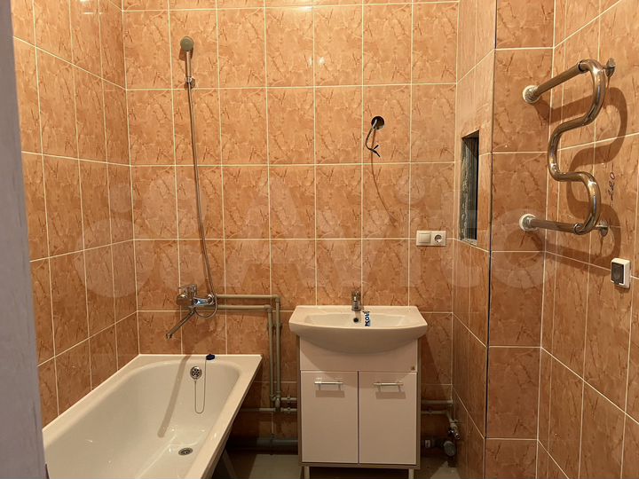 3-к. квартира, 105,8 м², 2/10 эт.