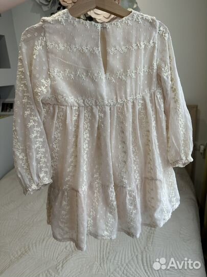 Нарядное платье Zara 104