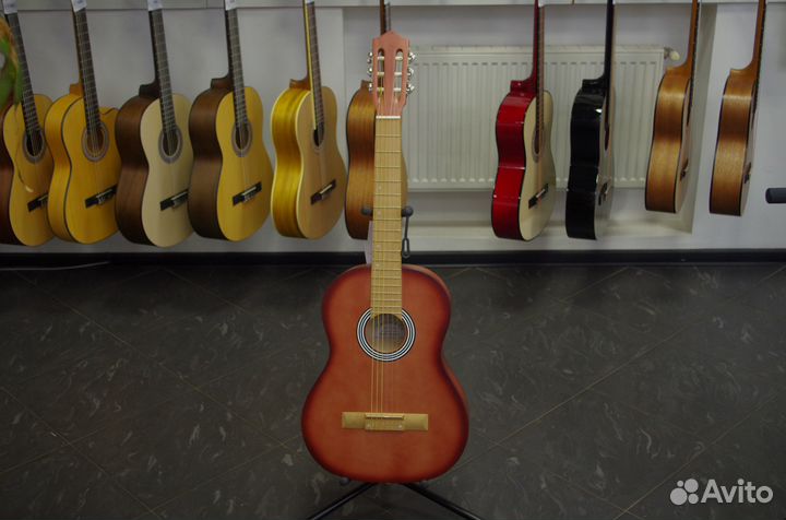 Амистар M-30-MH Класcическая гитара, цвет махагони