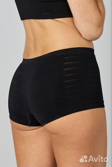 Шорты спортивные женские