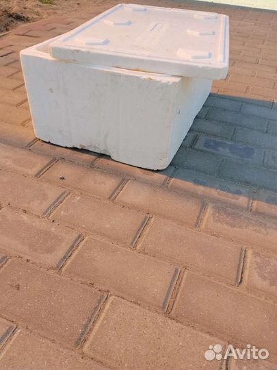 Пенопластовая коробка