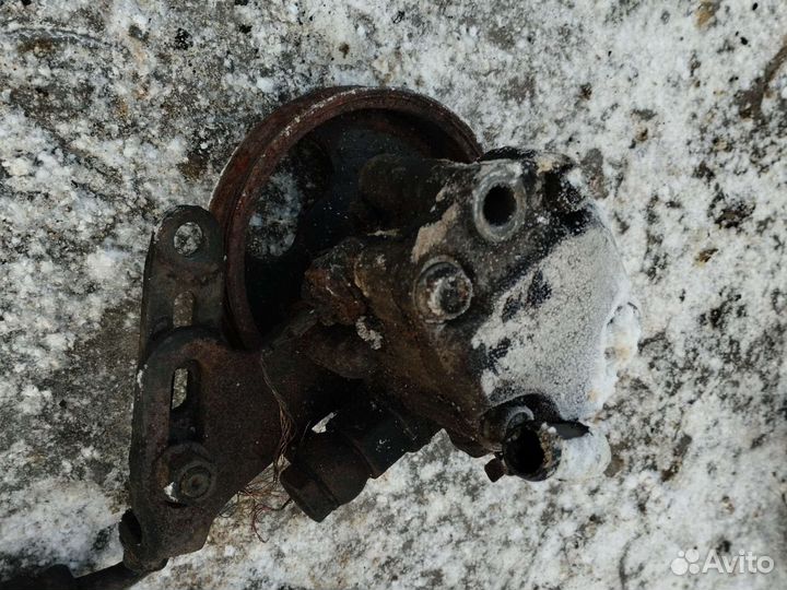 Насос гура киа Рио 1