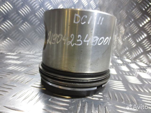 Поршень renault 5001860646