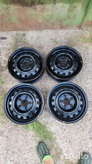 R15 диски 5на114.3 Kia Hyundai ориг dia 67.1