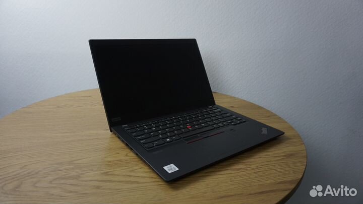 Lenovo ThinkPad X13 i5-10210u 8/256 FHD/IPS 13.3
