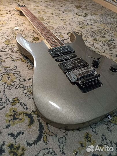 Электрогитара