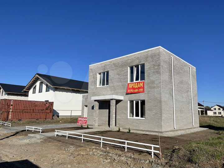 Дом 160 м² на участке 8 сот.