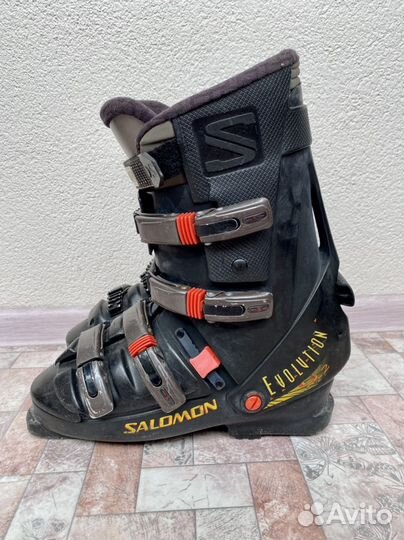 Горнолыжные ботинки Salomon 46-47 р